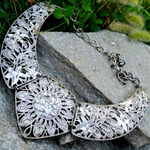 Vtg Barrera for Avon Chunky Ornate Collar Necklace - Picture 5 of 10